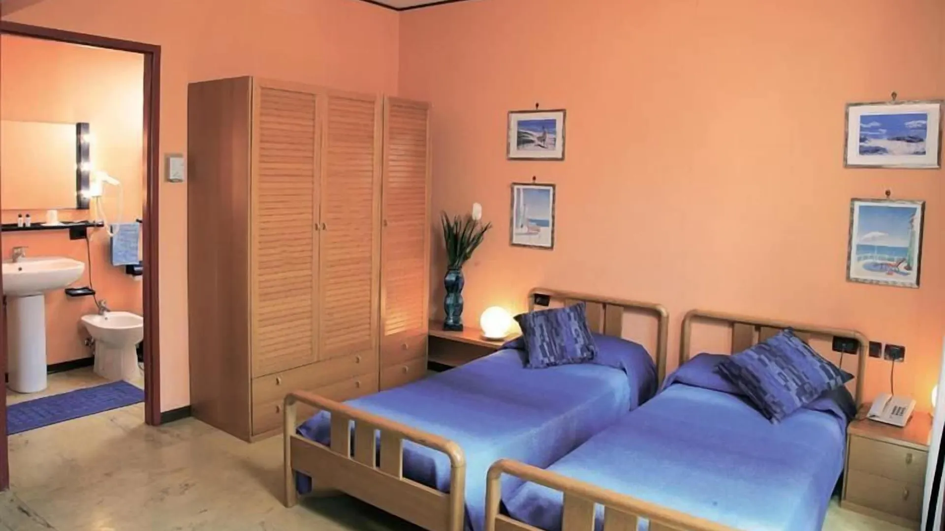 Torreata Hotel & Residence Palermo 3*,  İtalya